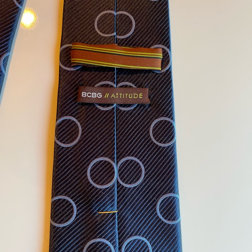 BCBG tie - Picture 9 of 10